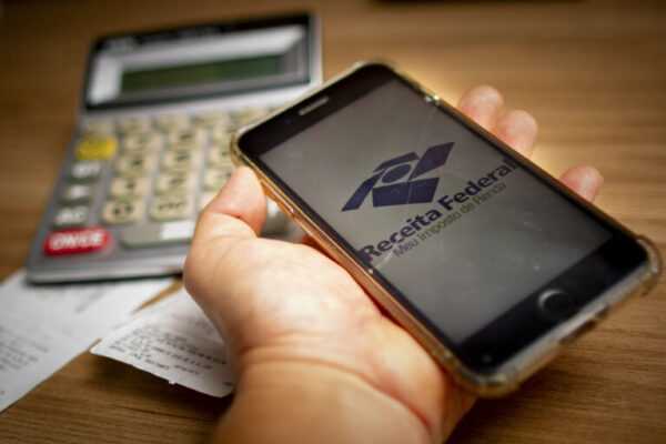Imposto de Renda: restituição do 5º lote sai nesta 2ª. Saiba tudo imposto-de-renda:-restituicao-do-5o-lote-sai-nesta-2a.-saiba-tudo