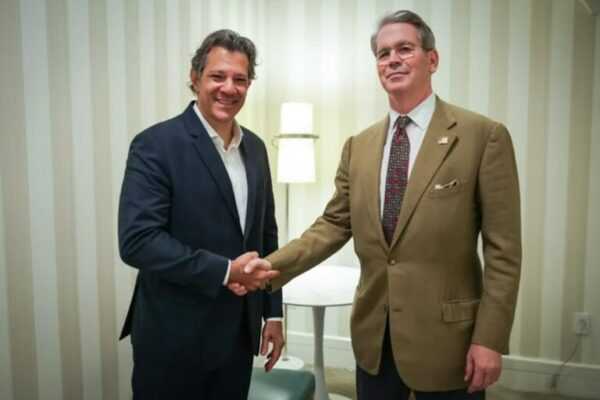 Haddad se reúne com secretário do Tesouro do governo Trump nos EUA haddad-se-reune-com-secretario-do-tesouro-do-governo-trump-nos-eua