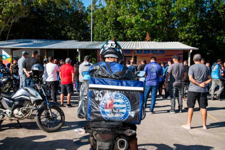 ubatuba-entrega-motobox:-espaco-de-apoio-a-motoboys-e-entregadores