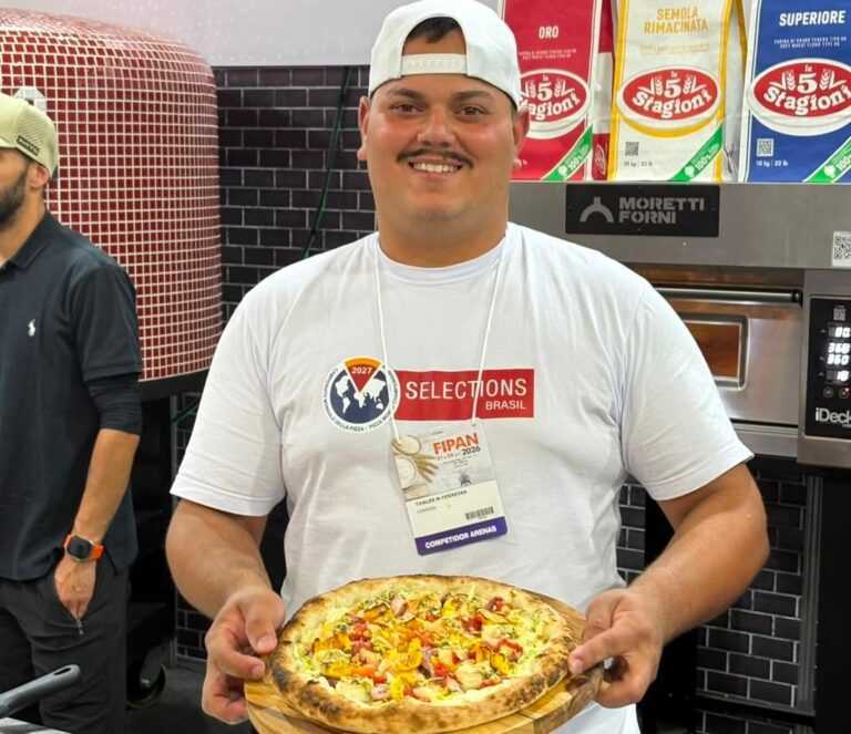 Pizzaiolo de Ubatuba conquista o 1º lugar no Campeonato Nacional de Pizzaiolos 2026 pizzaiolo-de-ubatuba-conquista-o-primeiro-lugar-no-campeonato-nacional-de-pizzaiolos-2026