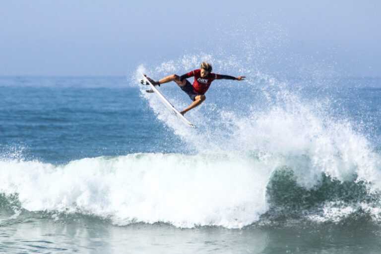 da-escolinha-municipal-ao-circuito-internacional:-surfistas-de-ubatuba-ganham-destaque