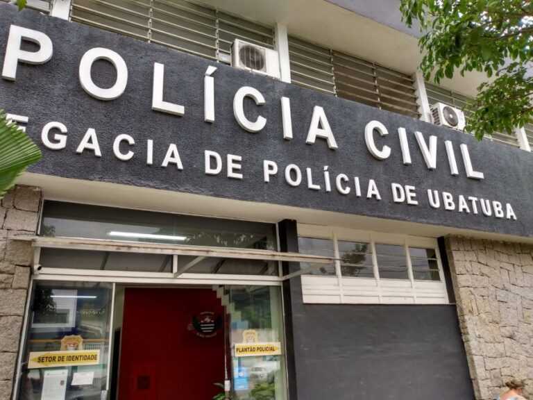 dois-jovens-sao-mortos-a-tiros-dentro-de-barbearia-em-ubatuba